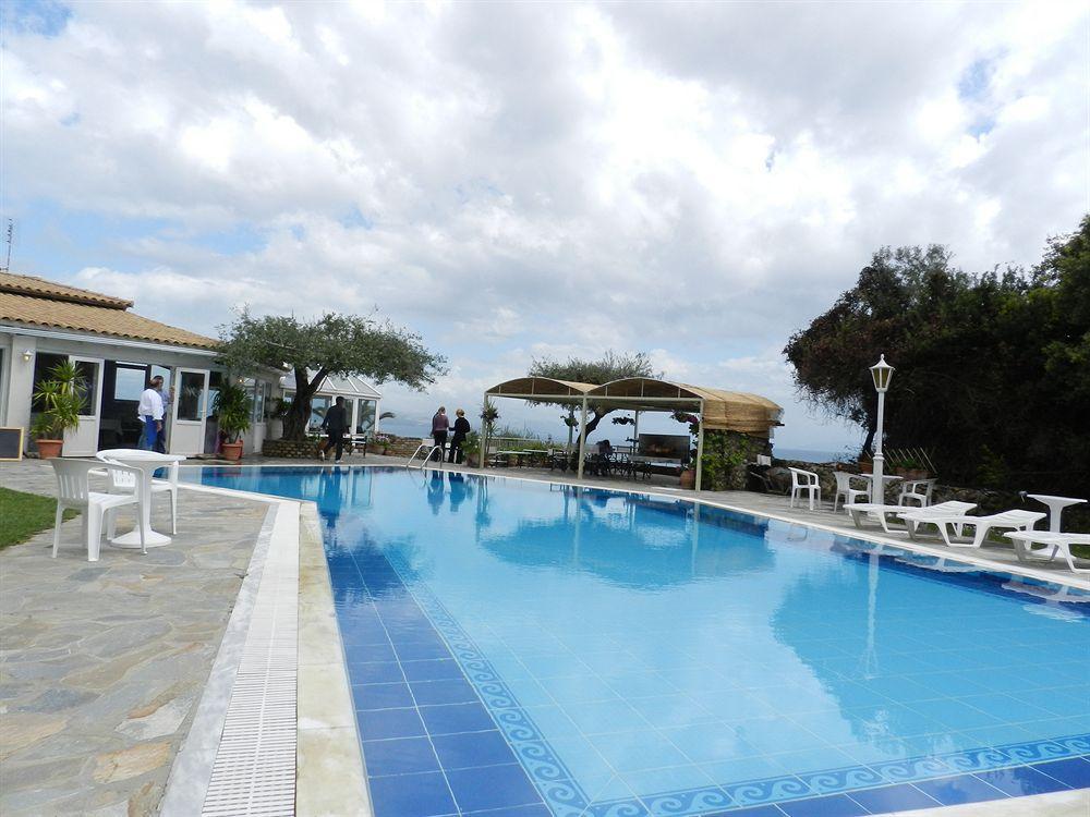Panorama Hideaway 3* Dassia (Corfu)