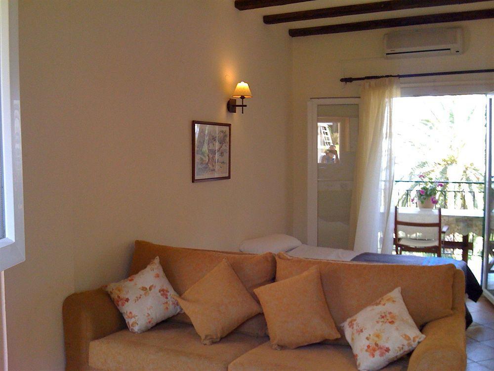 Panorama Hideaway Aparthotel 3*
