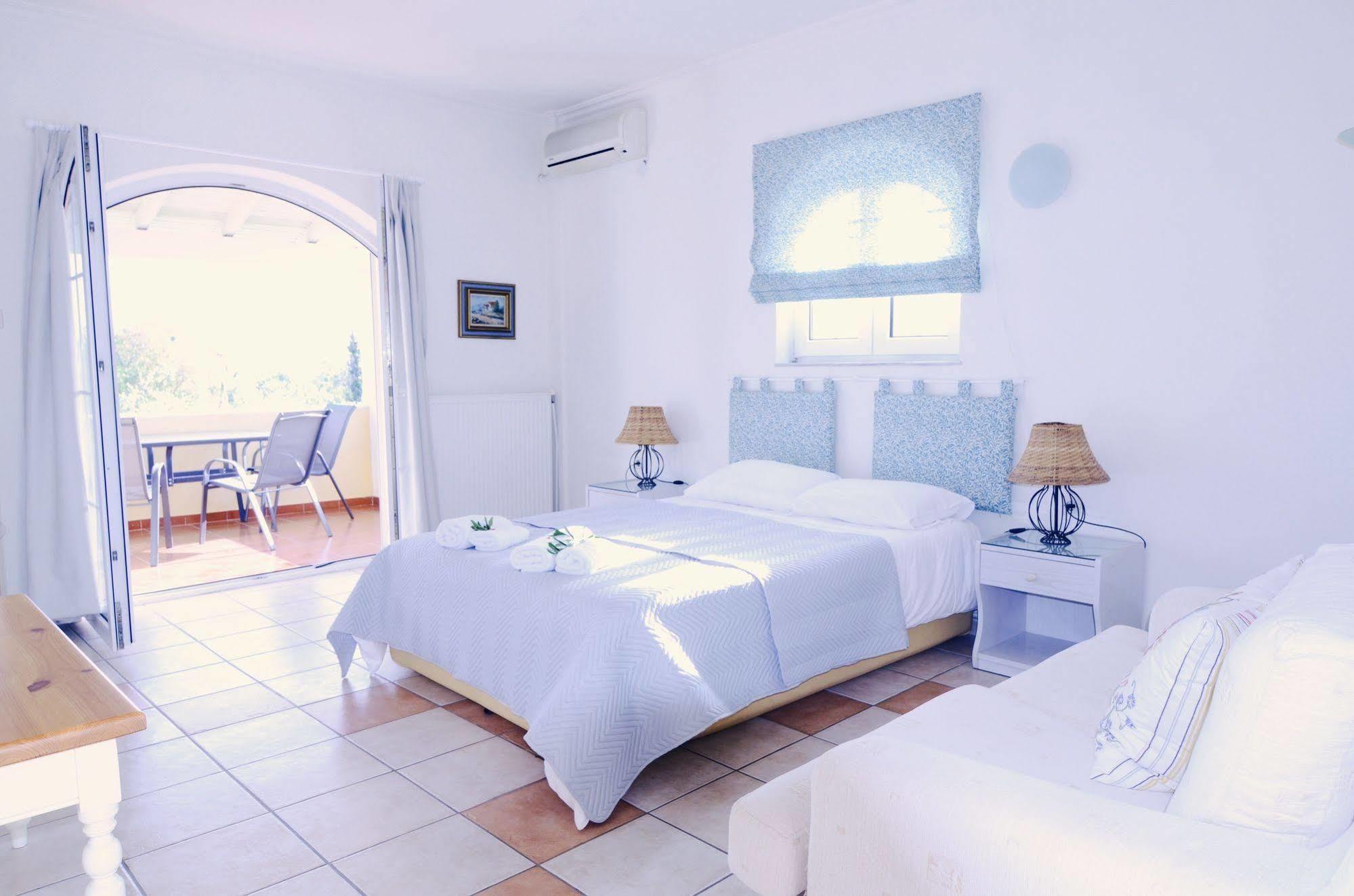 Panorama Hideaway 3* Dassia (Corfu)